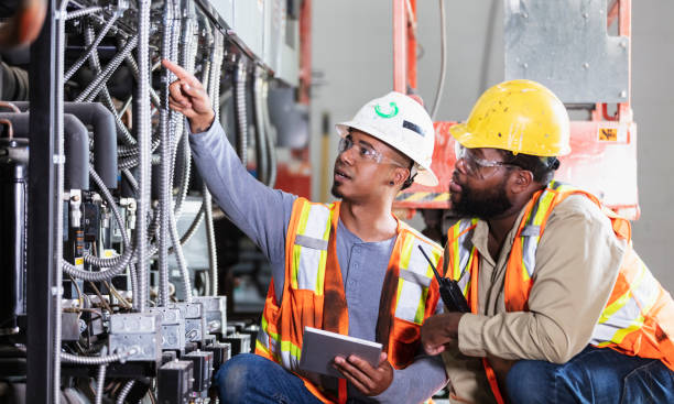 Best Electrical Troubleshooting Services  in Williamsburg, OH